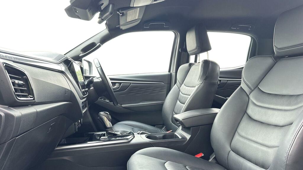 Isuzu D-Max 1.9 V-cross Double Cab 4X4 Orange #3