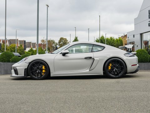Porsche Cayman Gt4 718 #2
