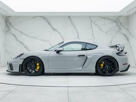 Porsche Cayman Gt4 718 #5