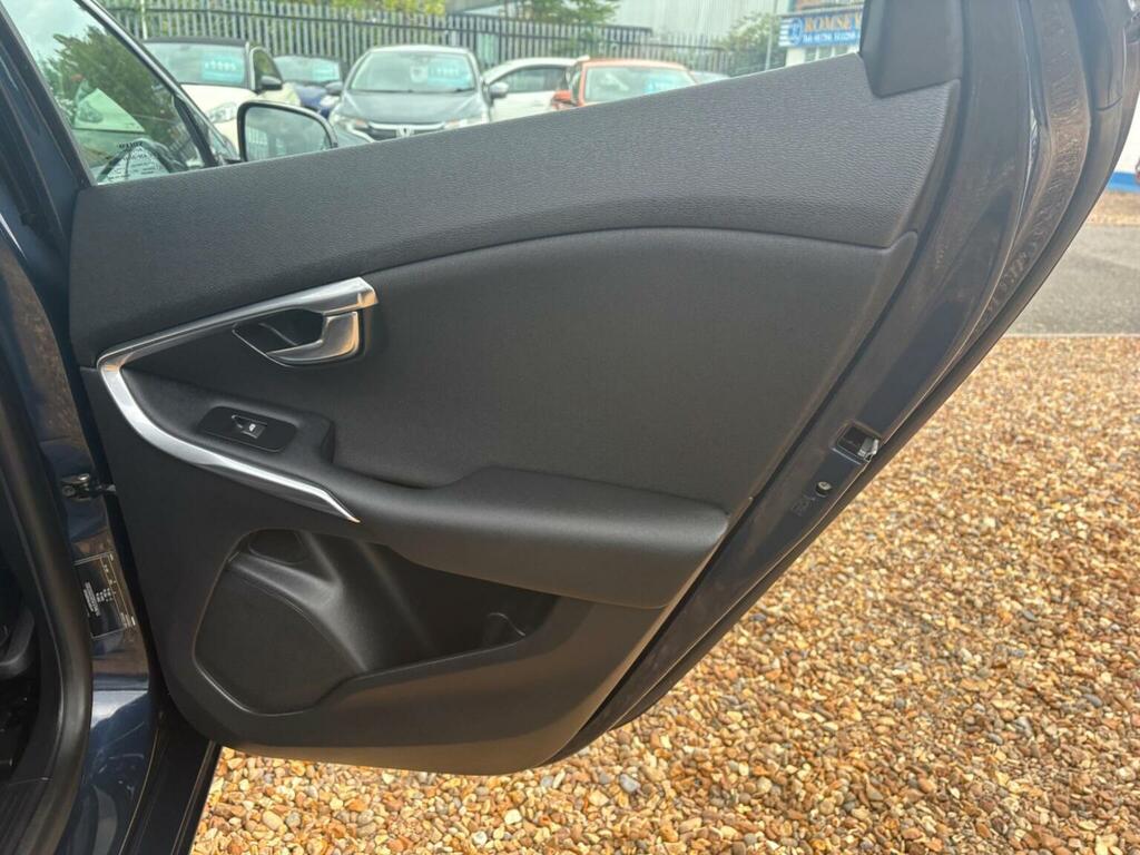 Volvo V40 1.6 D2 Es Euro 5 Ss Blue #29
