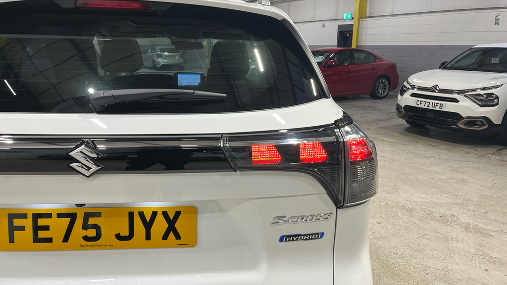 Suzuki S Cross 1.5 Hybrid Motion  #22