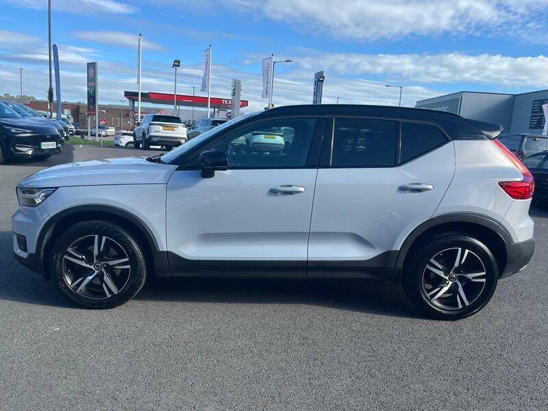 Volvo XC40 2.0 T4 R-design Euro Silver #5