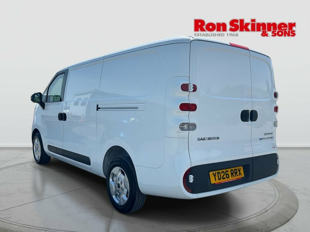 Maxus eDeliver 5 64Kwh Panel Van 6Dr L1 163 Ps White #3