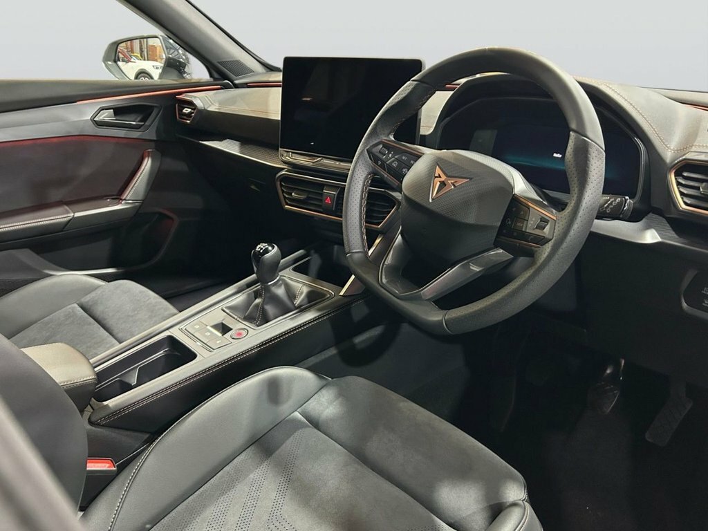Cupra Formentor 1.5L V2 White #6