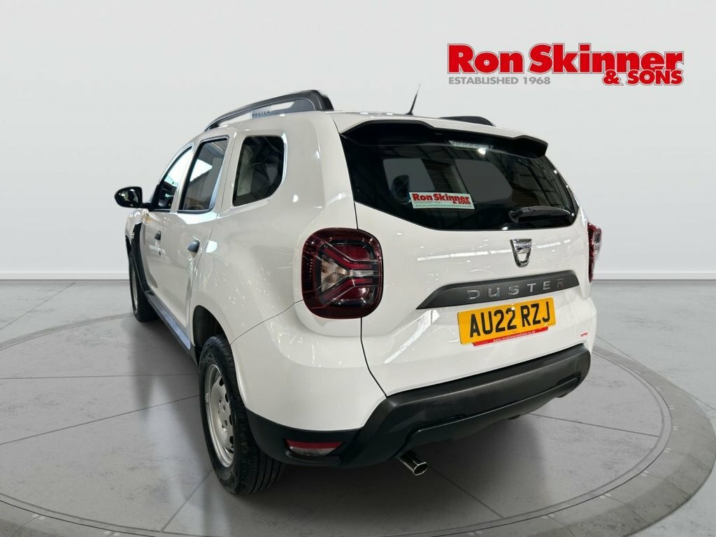 Dacia Duster 1L Essential White #3