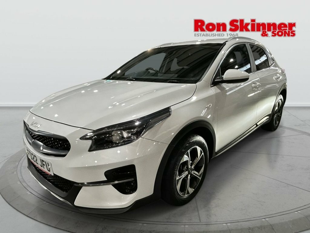 Kia Xceed 1L 2 White #2