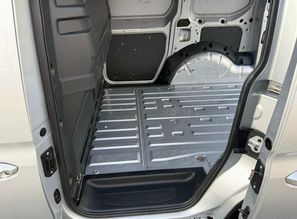 Volkswagen Caddy 2L Commerce Pro Silver #6