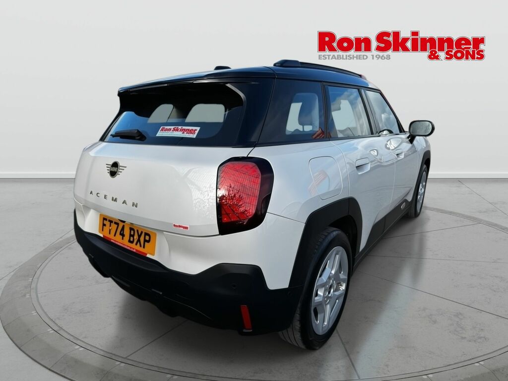 Mini Aceman E 42.5Kwh Classic Suv 184 Ps White #4