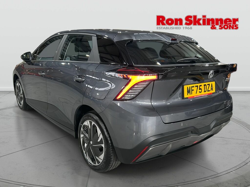 MG MG4 64Kwh Se Long Range Hatchback 2 Grey #3
