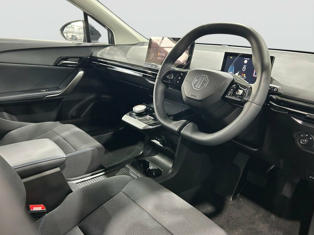 MG MG4 64Kwh Se Long Range Hatchback 2 Grey #5