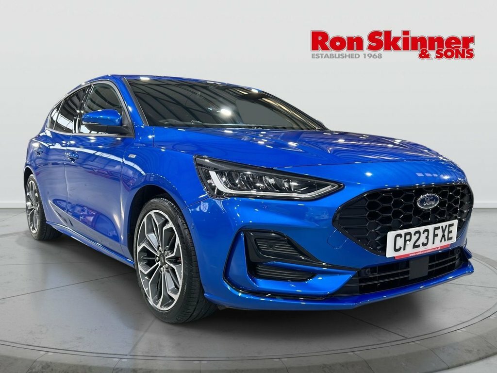 Ford Focus 1L St-line X Edition Blue