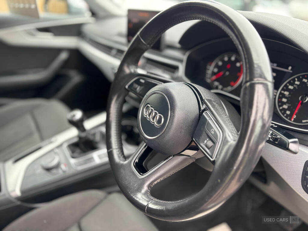 Audi A4 2.0 Tfsi S Line S Tronic Euro 6 Ss Black #15