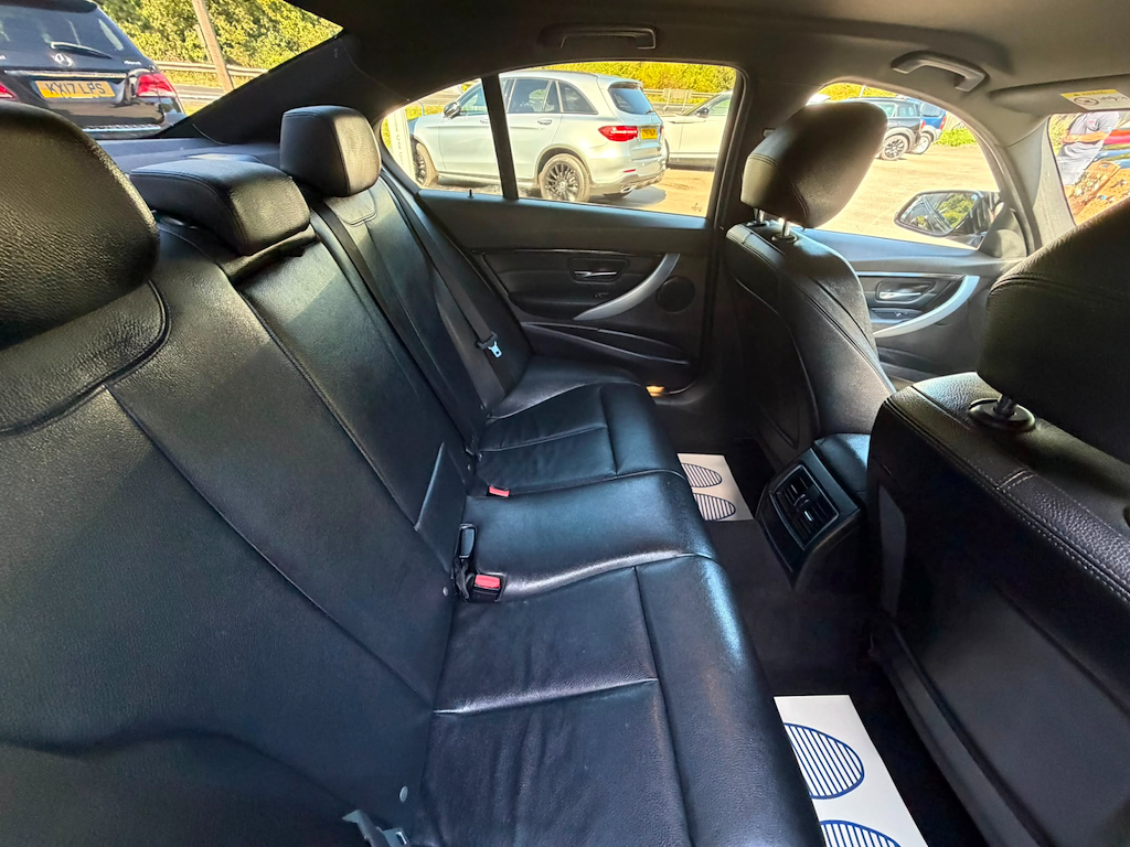BMW 3 Series 2.0 320D Sport Black #25
