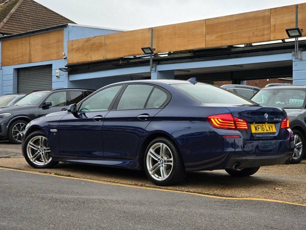BMW 5 Series 3L M Sport Blue #4