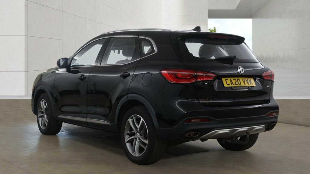 MG HS 1.5L Excite Black #3