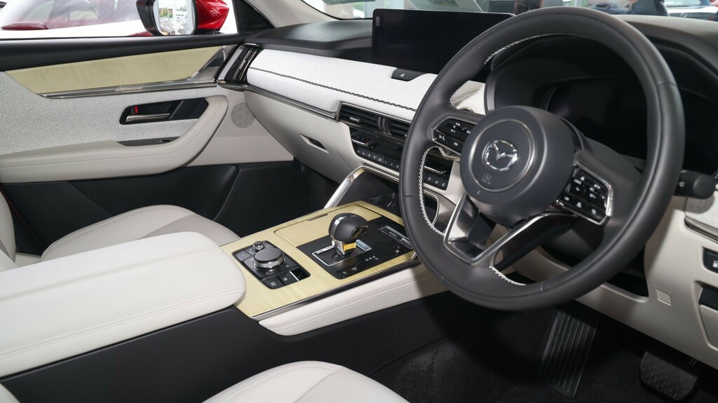 Mazda CX-80 2.5 Phev Takumi Plus Awd Convdappan Red #6