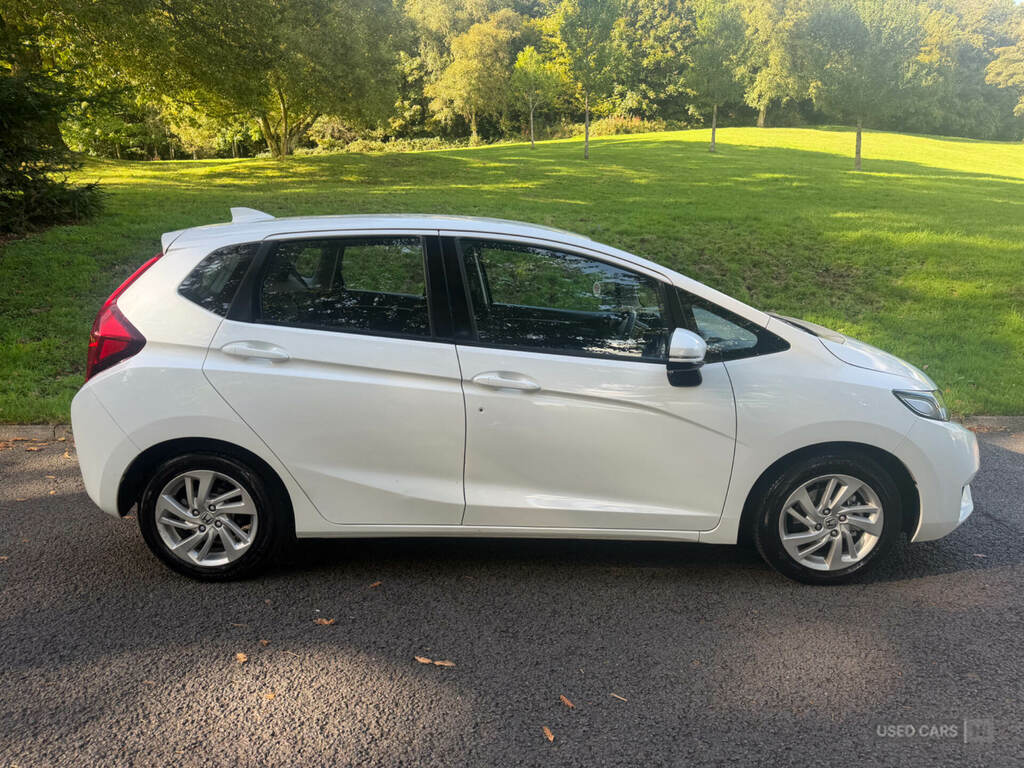 Honda Jazz 1.3 Se Navi SG65NWS White #2