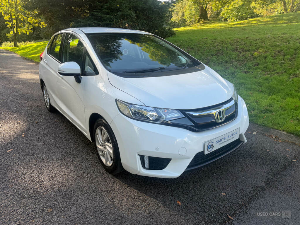 Honda Jazz 1.3 Se Navi SG65NWS White
