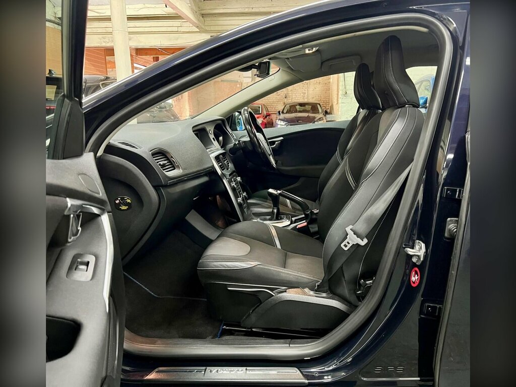 Volvo V40 2.0 D3 Se Euro 6 Ss Blue #11