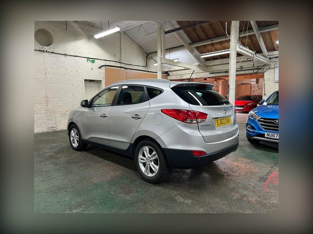 Hyundai Ix35 1.7 Crdi Premium Euro 5 Ss Silver #4
