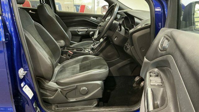 Ford Kuga 2.0 Tdci Ecoblue Zetec Awd Euro 6 Ss 2017 Black #9