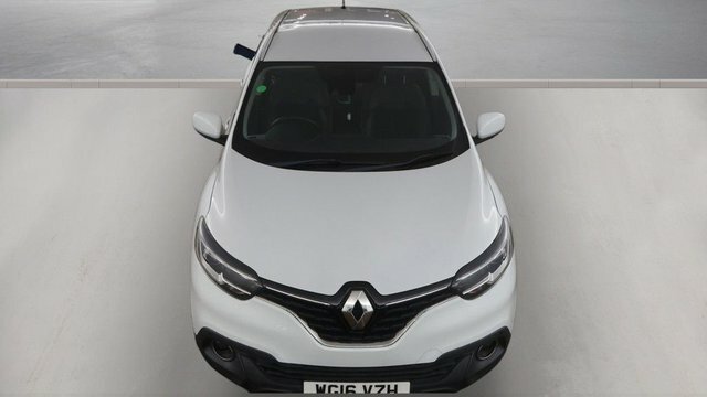 Renault Kadjar 2016 1.2 Tce Dynamique S Nav Suv White #7