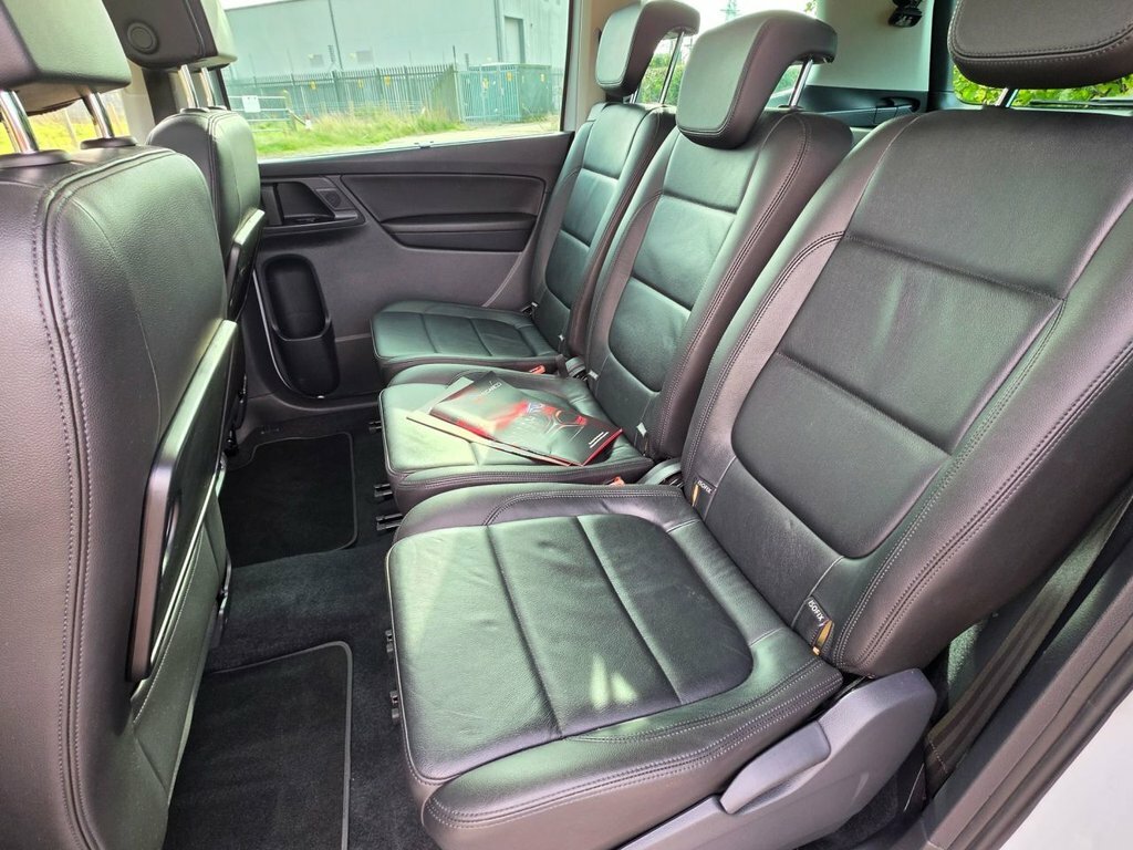 Seat Alhambra 2.0 Tdi Xcellence 148 Bhp Red #20