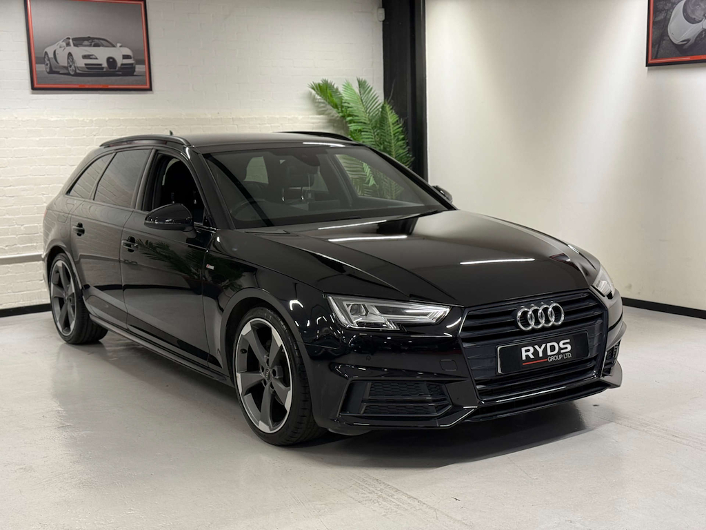 Audi A4 Black Edition Tfsi Black