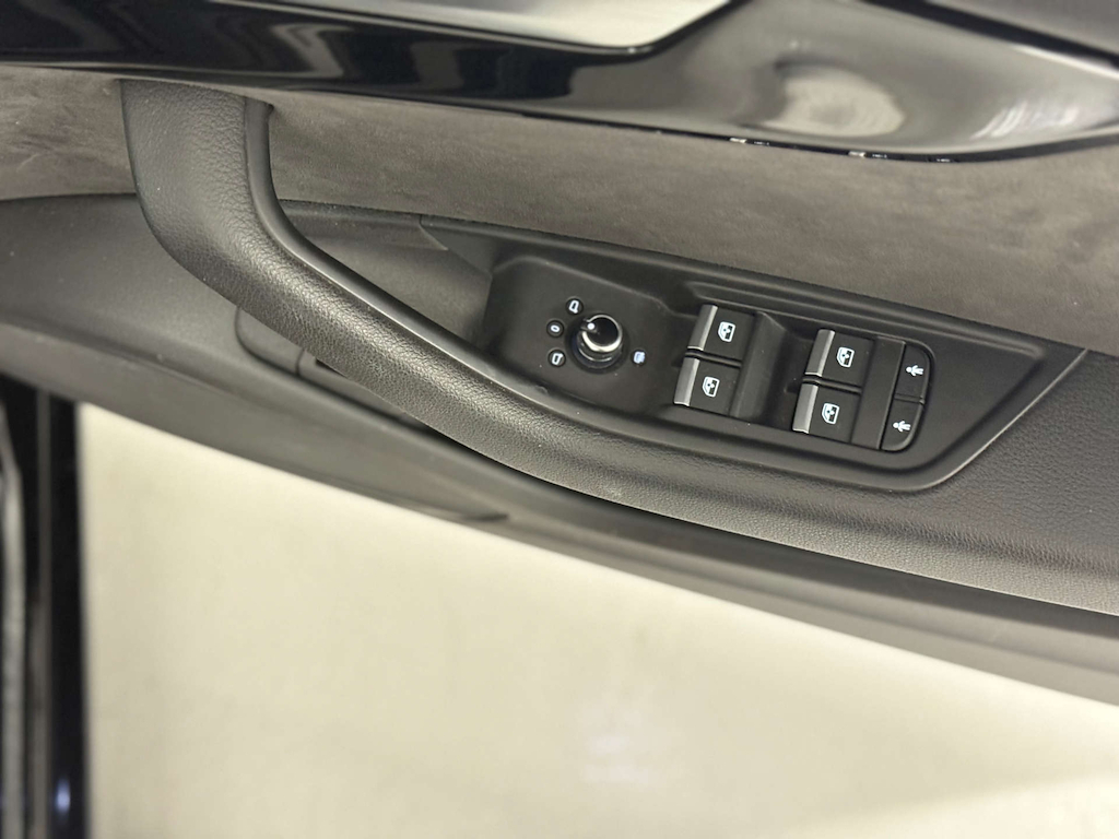 Audi A4 Audi A4 Sport 1.4 Tfsi 150 Ps S Tronic Black #20
