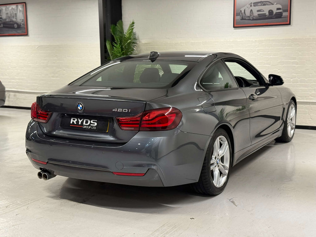 BMW 4 Series 420D M Sport White #8