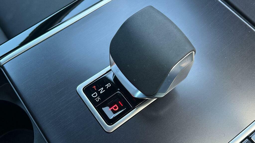 Land Rover Range Rover Velar Belgravia Edition Grey #13