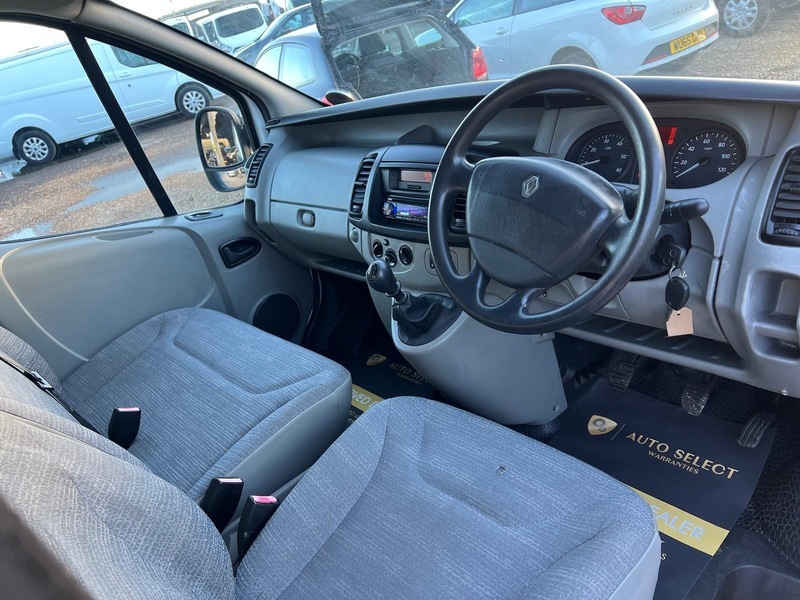 Renault Trafic 2.0 Td Dci Sl27 L1 H1 Black #16