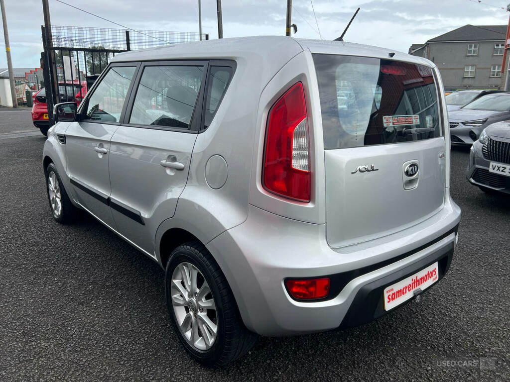 Kia Soul 1.6 Crdi 2 Silver #2
