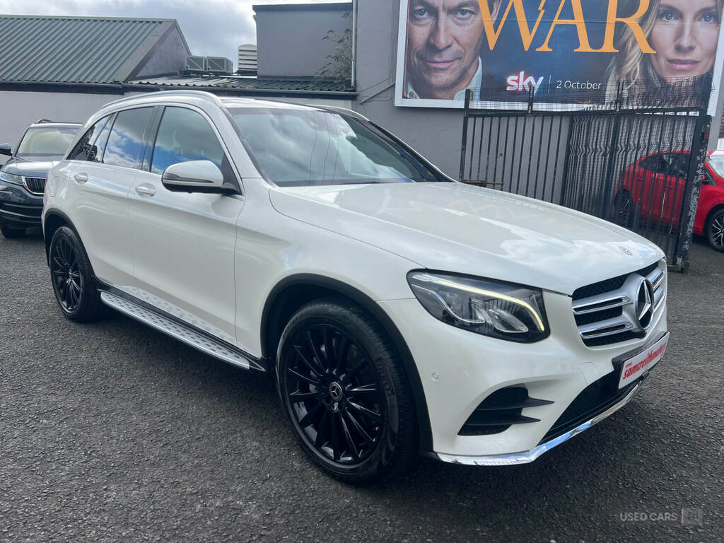 Mercedes-Benz GLC Class Glc 220D 4Matic Amg Line Prem Plus 9G-tronic White