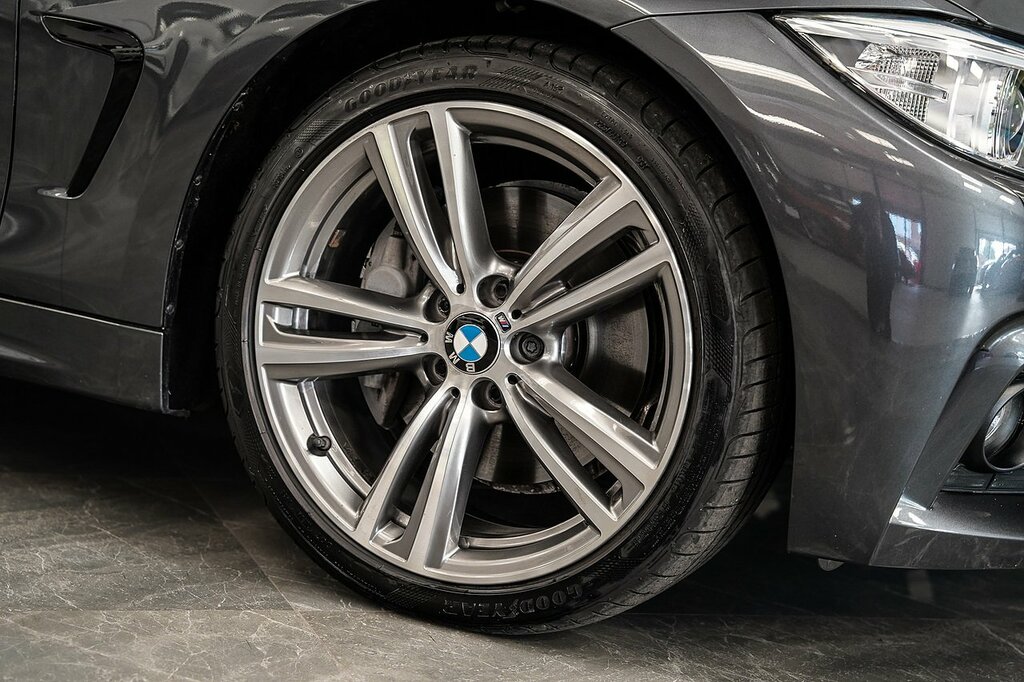 BMW 4 Series 435I M Sport Grey #2