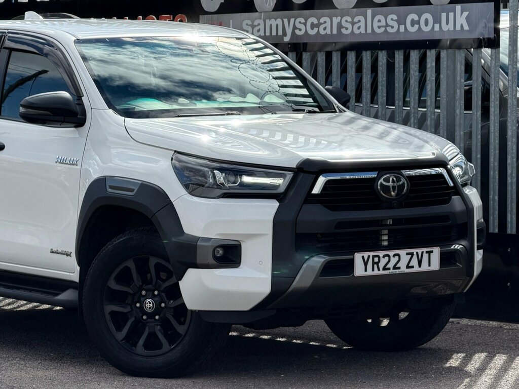 Toyota HILUX 2.8 D-4d Invincible X 4Wd Euro 6 Ss White #4