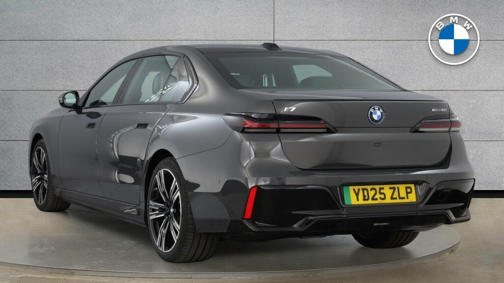 BMW i7 I7 Xdrive60 M Sport Grey #4