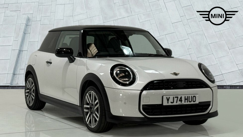 Mini Hatch Cooper C White