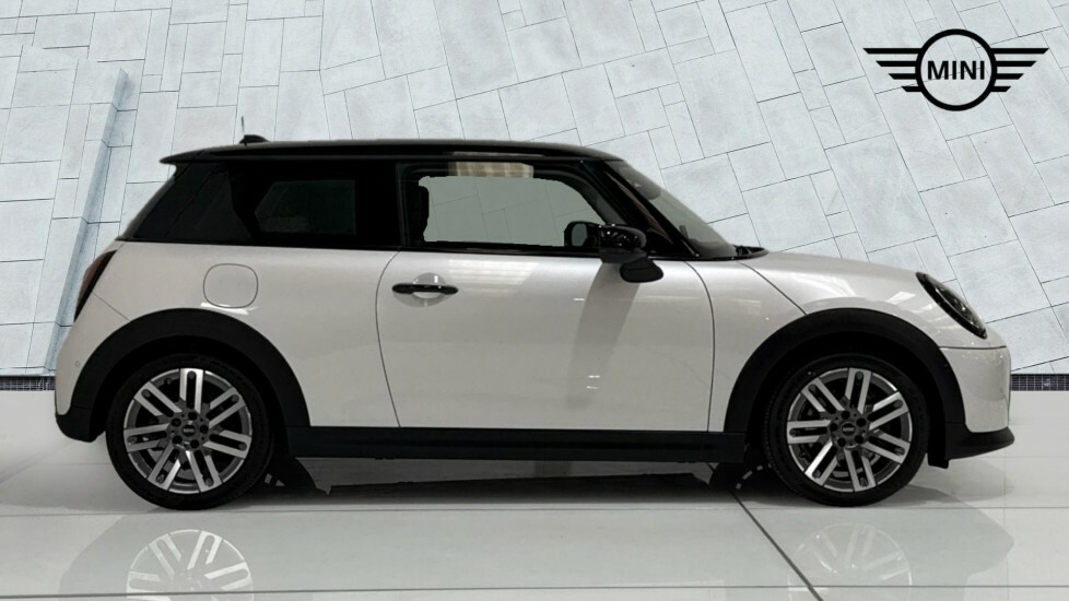 Mini Hatch Cooper C White #6