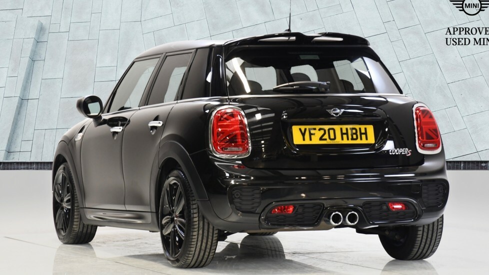 Mini Hatch 5-Door Hatch Cooper S Sport Black #3
