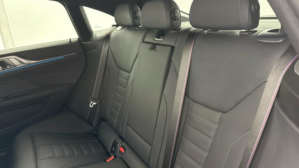 BMW i4 440Kw M60 83.9Kwh Green #23