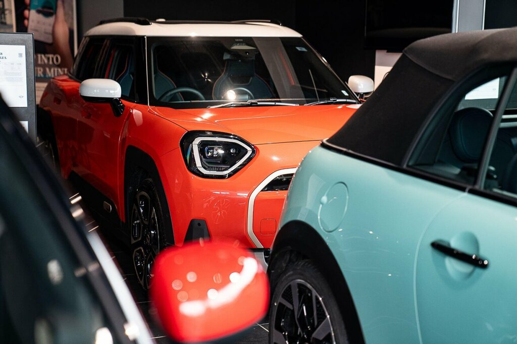 Mini Hatch 1.5 Cooper Sport Hatchback Euro White #4
