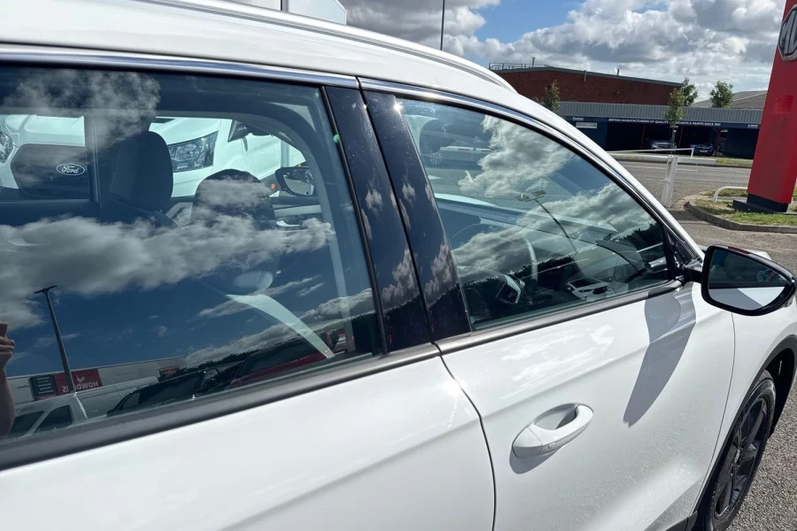 MG MGS5 Mgs5 170Kw Se Ev Long Range 64Kwh Estate ND26AOL White #5