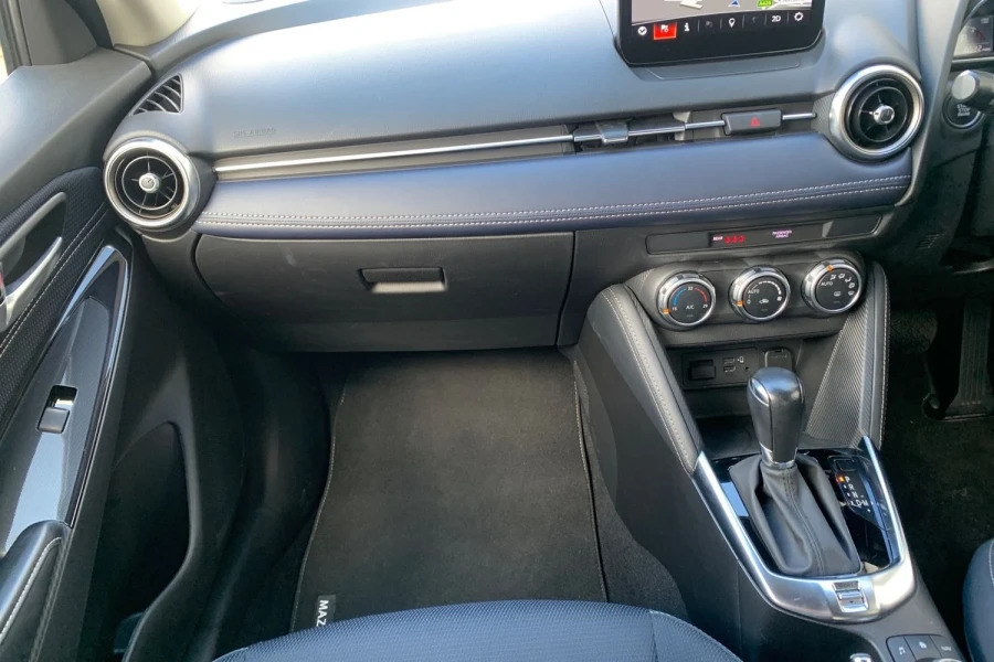 Mazda 2 1.5 Skyactiv-g Sport Hatchback Eur White #27