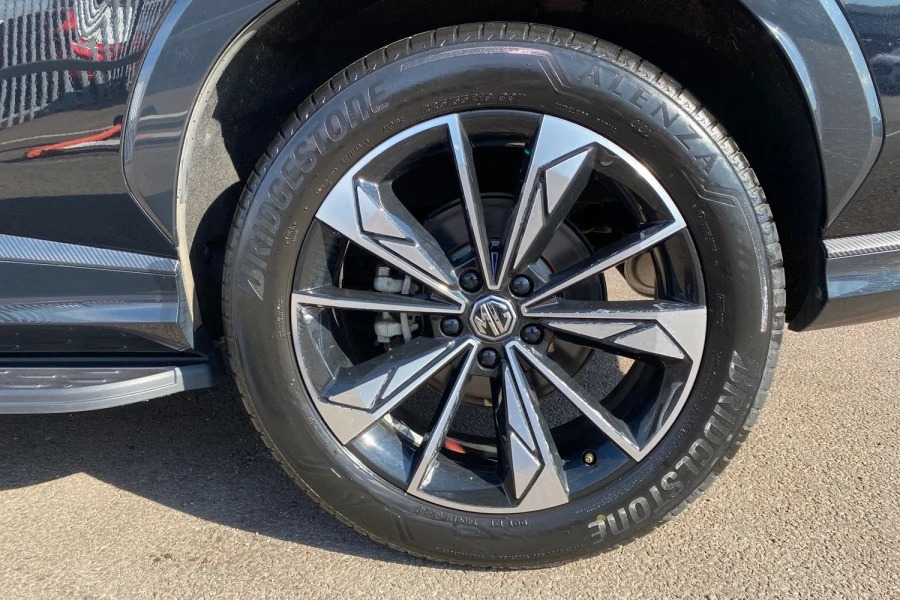 MG HS 1.5 T-gdi Hybrid-plus Se Black #49