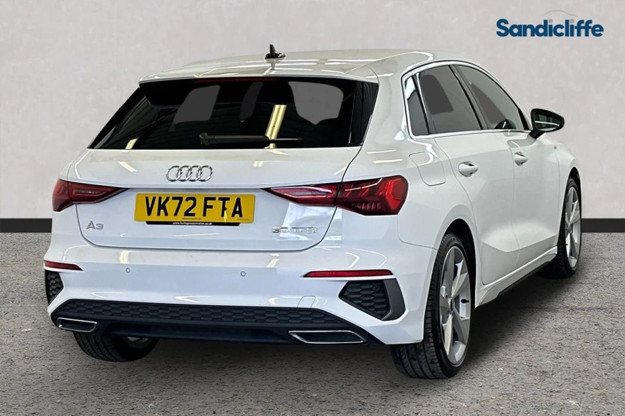 Audi A3 A3 35 Tfsi S Line S Tronic Hatchback White #3