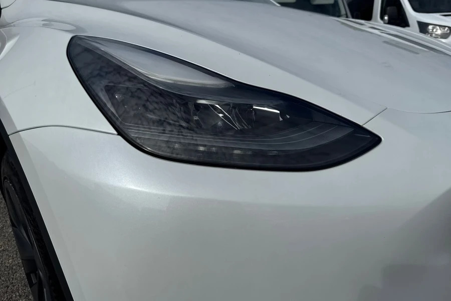 Tesla Model Y Model Y Long Range Rwd Hatchback WR74YRF White #5