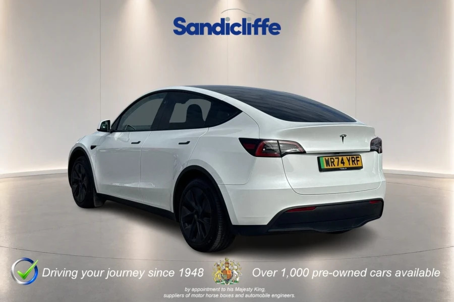 Tesla Model Y Model Y Long Range Rwd Hatchback WR74YRF White #2