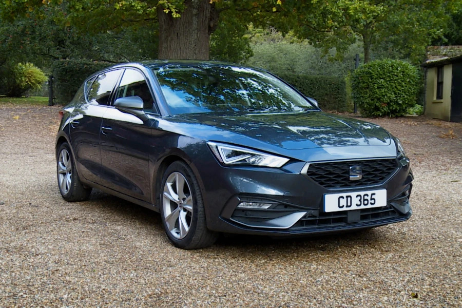 Seat Leon Puma St-line X 1.0L Ecoboost 125Ps Mhev 6 S Black #2