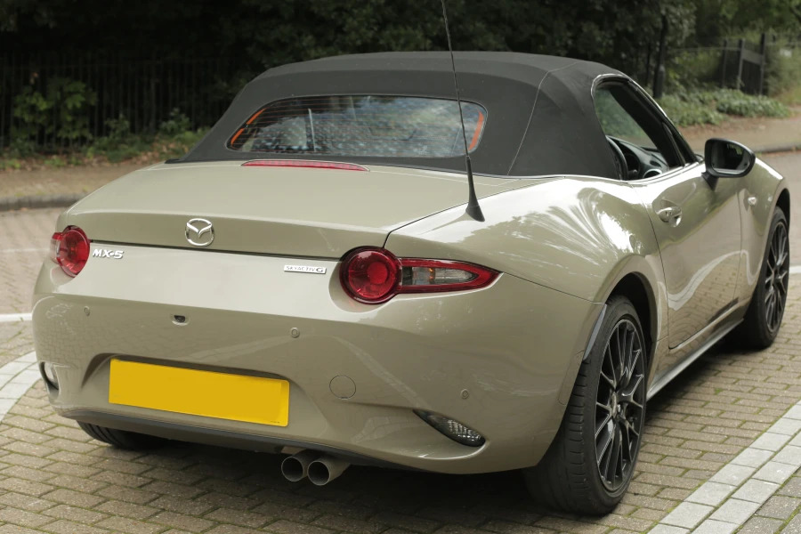 Mazda MX-5 2.0 184 Exclusive-line Red #24